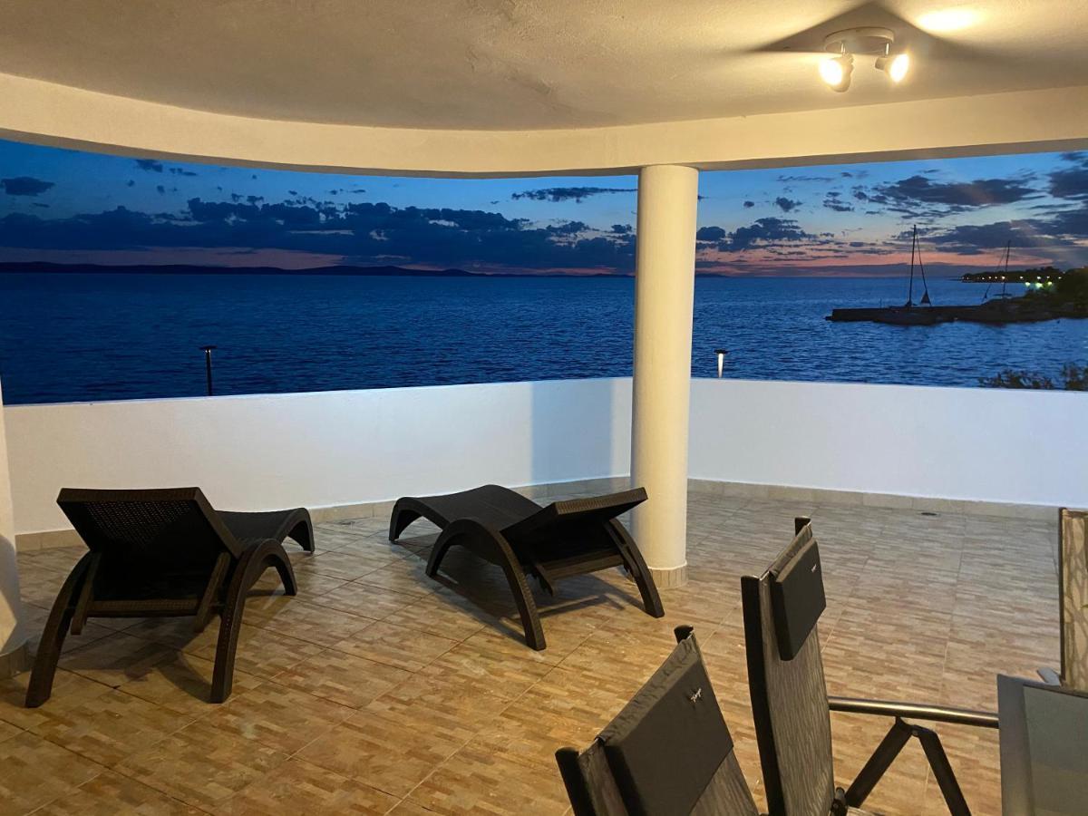 Villa Magia Sul Mare 돈제페트레케인 외부 사진