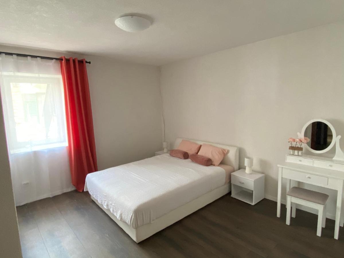 Villa Magia Sul Mare 돈제페트레케인 외부 사진