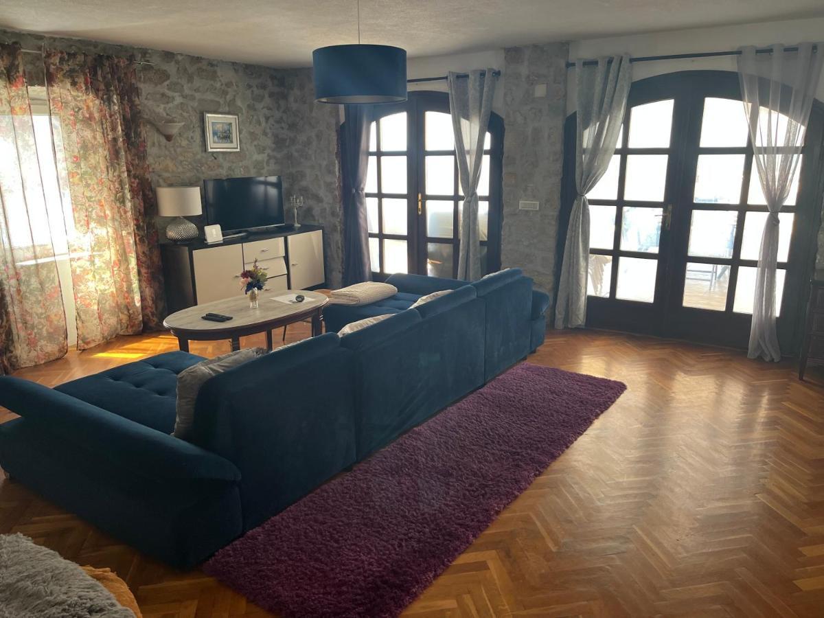 Villa Magia Sul Mare 돈제페트레케인 외부 사진