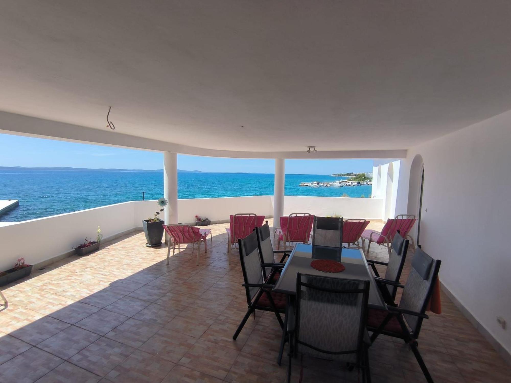 Villa Magia Sul Mare 돈제페트레케인 외부 사진